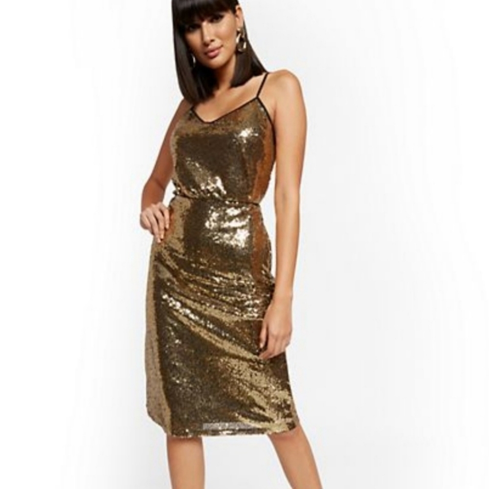 New York & Company Gold Sequin Skirt Set